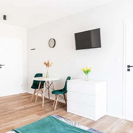 I Kacper- Swietna Lokalizacja Blisko Plazy אכסניה