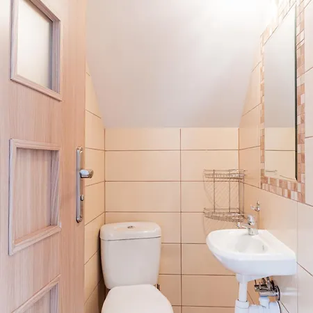 I Kacper- Swietna Lokalizacja Blisko Plazy 山林小屋 *