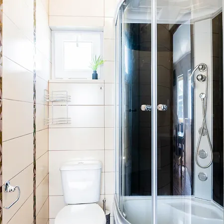 I Kacper- Swietna Lokalizacja Blisko Plazy אכסניה